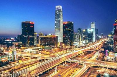 北京與上海 亞洲新興雙核的崛起